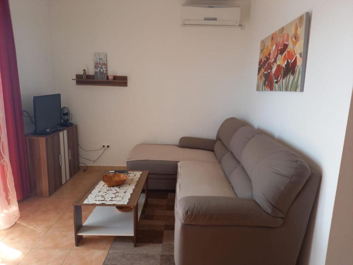 קריקווניצה Apartmani Afrodita מראה חיצוני תמונה