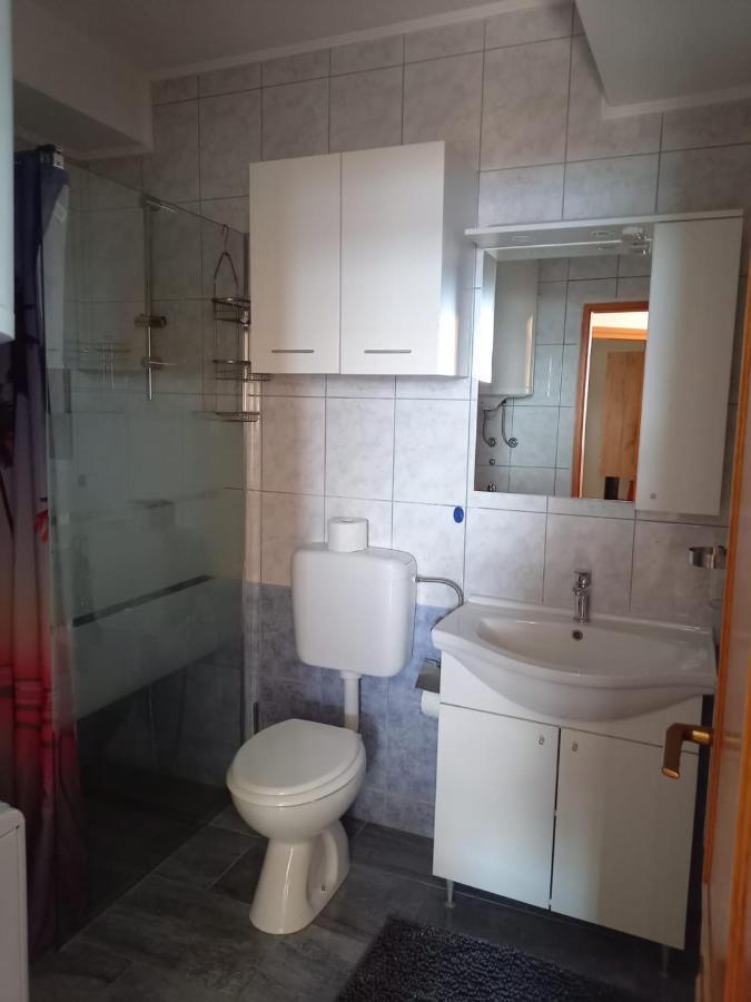 קריקווניצה Apartmani Afrodita מראה חיצוני תמונה