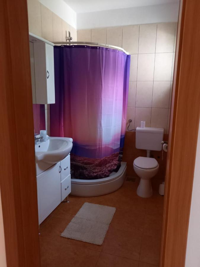 קריקווניצה Apartmani Afrodita מראה חיצוני תמונה