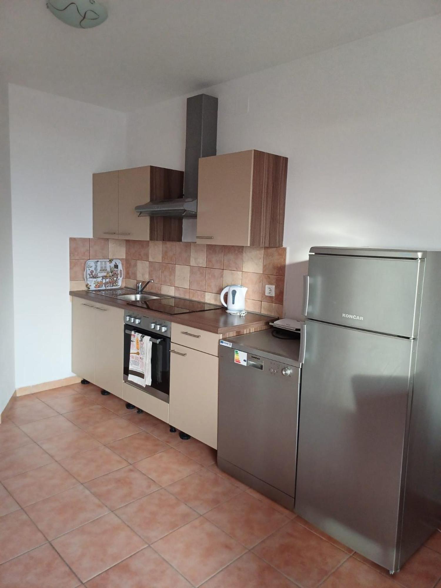 קריקווניצה Apartmani Afrodita מראה חיצוני תמונה