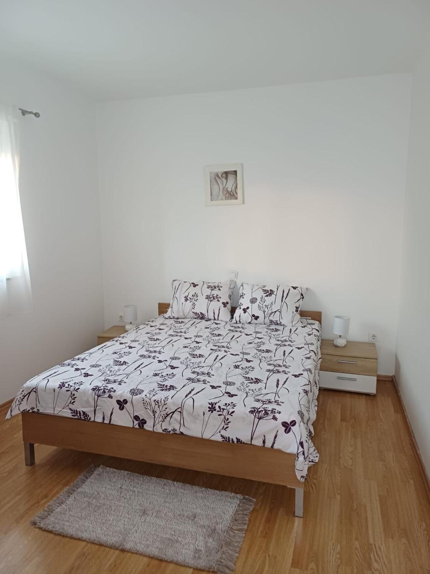 קריקווניצה Apartmani Afrodita מראה חיצוני תמונה