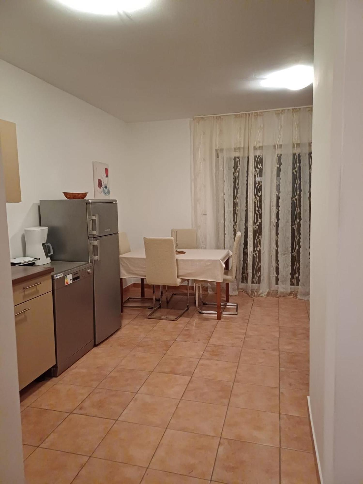 קריקווניצה Apartmani Afrodita מראה חיצוני תמונה